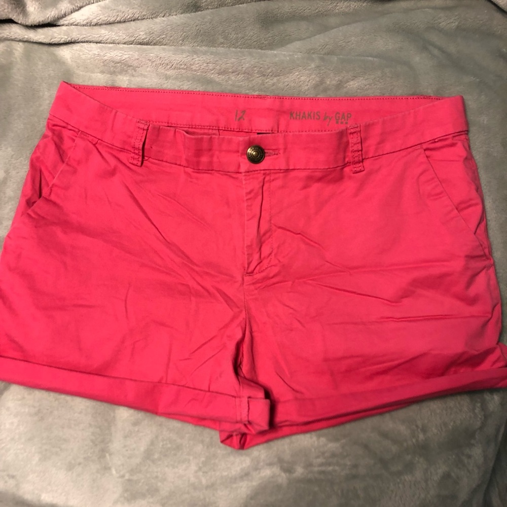 Pink khaki shorts